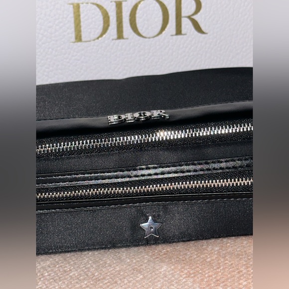🔥🔥 New Christian Dior Limited Edition Backstage 4 Makeup Brush Set Vanity Bag - Picture 8 of 10